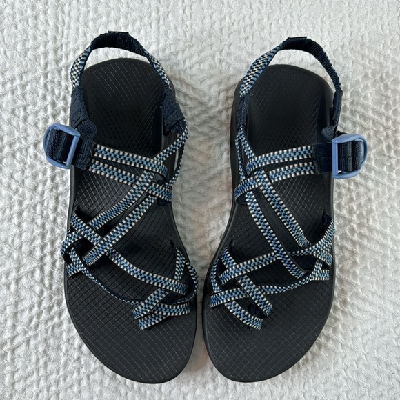 Chaco sandals - Picture 2 of 10